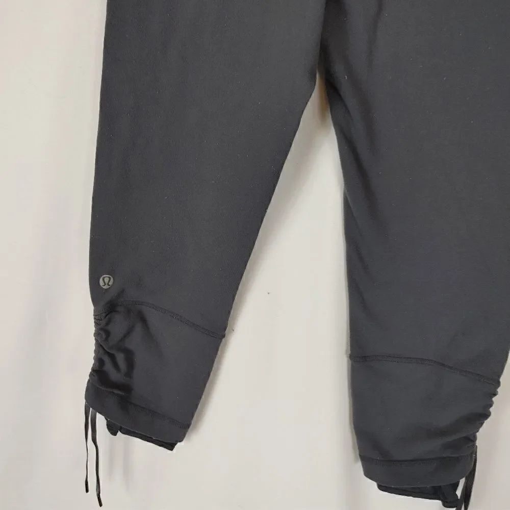 Lululemon Women's Size 8 Gray Gathered Drawstring - Picture 2 of 8